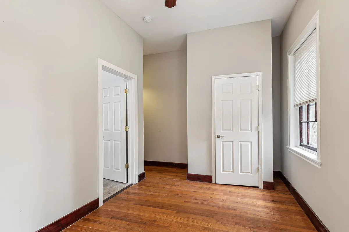 Building Photo - 3416 Spring Garden St #1A