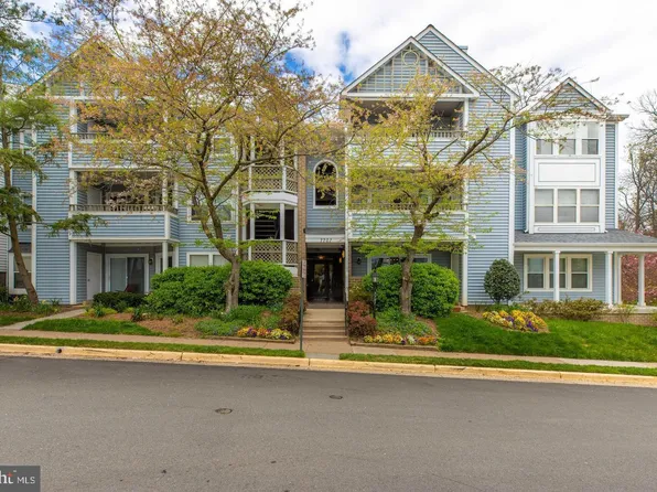7707 Lafayette Forest Dr #61, Annandale, VA 22003