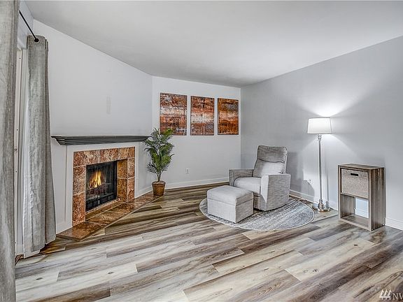 2nd image of 9912 NE 116th St APT 104