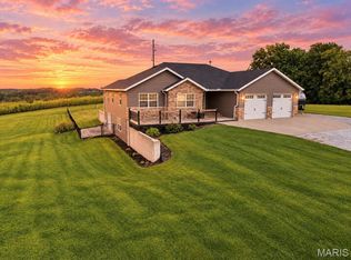 54370 Johnny Trl, Hannibal, MO 63401