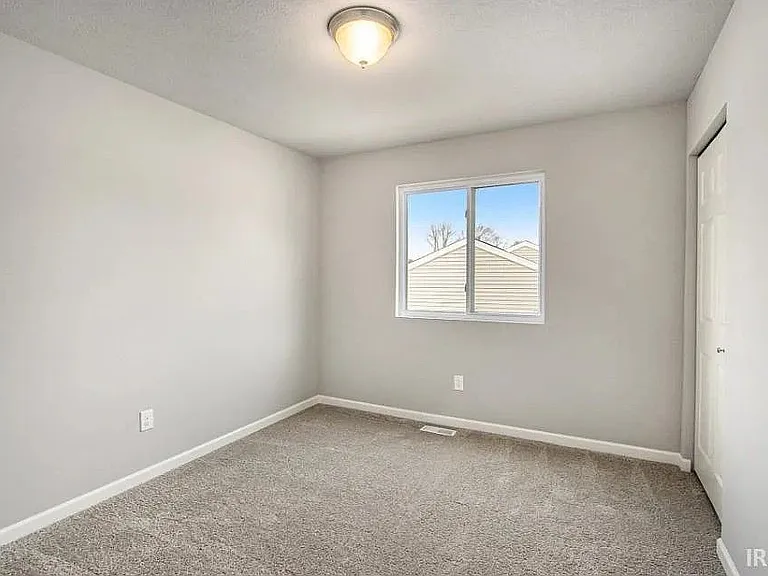 3228 Falling Oak Dr — Photo 13