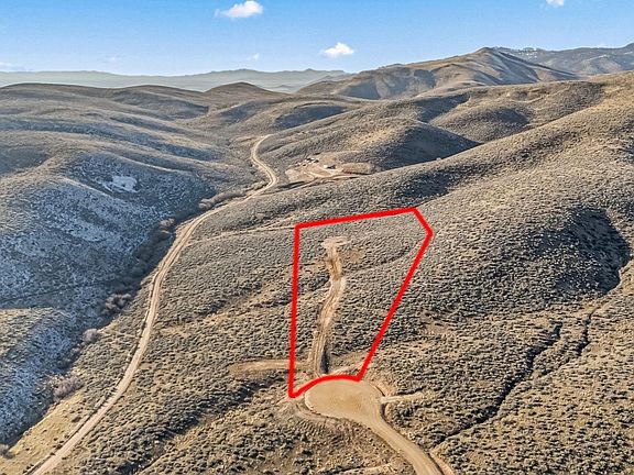 2nd image of 21 Buena Vista Loop