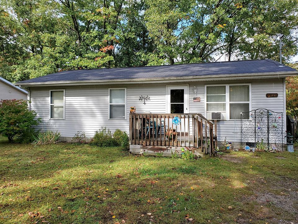 1st image of 1440 Canterbury Ave