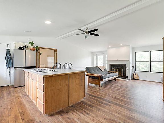 5th image of 4409 S Valley View Ln