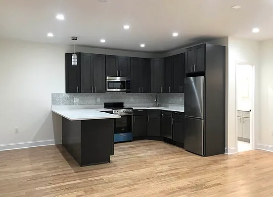 Rented by Urban Real Estate Property Group Inc | media 1