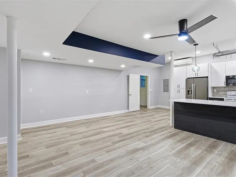 9485 Martin Rd — Photo 36