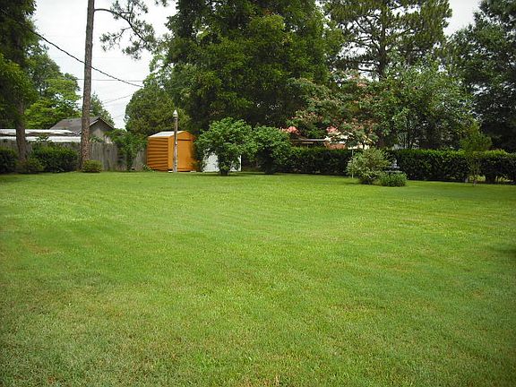 2nd image of 5012 Mulberry Pl