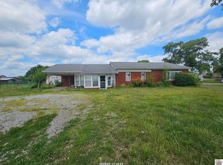 3686 Hazelwood Rd, La Center, KY 42056