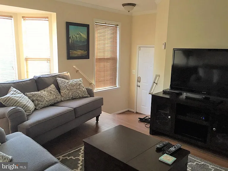45027 Fellowship Sq — Photo 5