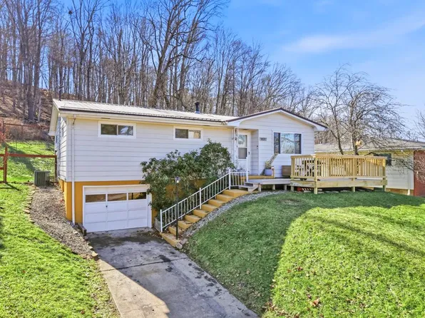 915 Maple Lane, Sistersville, WV 26175