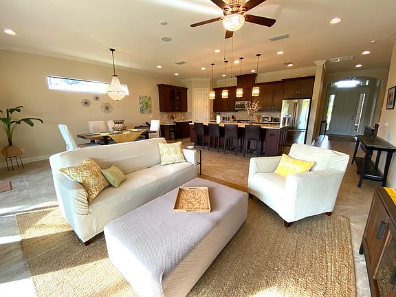 2nd image of 4053 Cascina Way