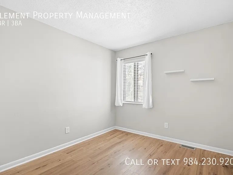 7163 Sandy Creek Dr — Photo 19