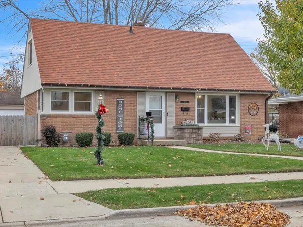 1011 Shorecrest DRIVE, Racine, WI 53402