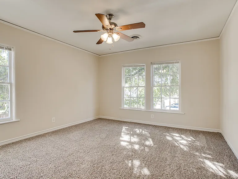 4301 Emerson Ave — Photo 13