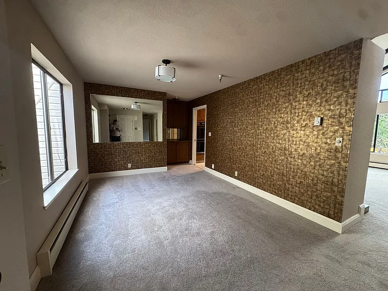500 Poplar Avenue (903r) — Photo 13