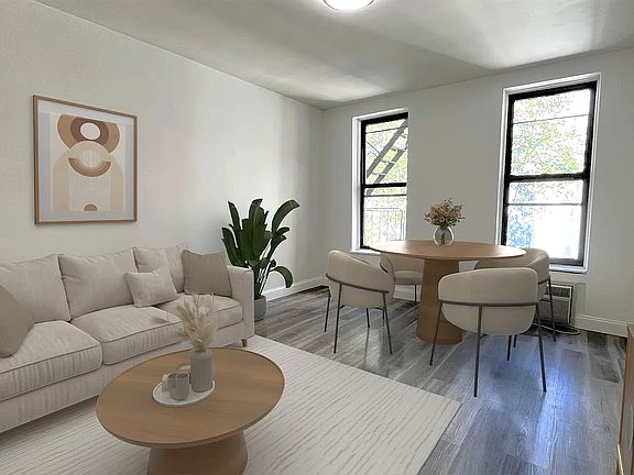 3rd image of 247 E 52nd St APT 3B