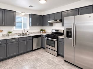 63 Hobson St, Newark, NJ 07112