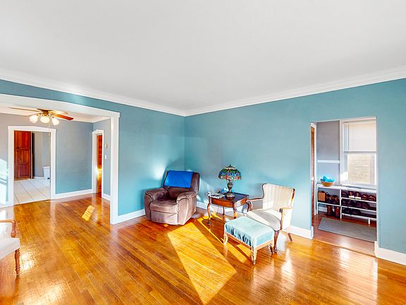 3rd image of 3508 N New England Ave