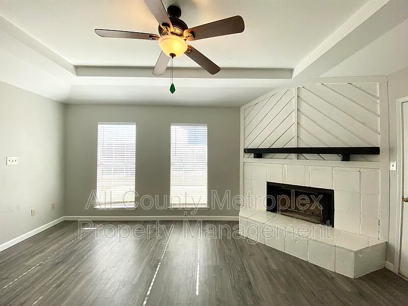 2 bed, 2.0 bath, 1122 sqft, $1,850 — Photo 3