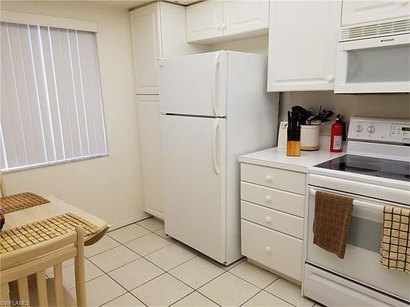5th image of 14931 Park Lake Dr APT 103