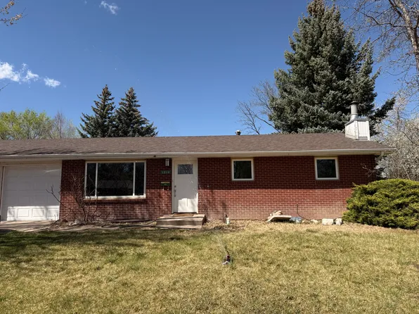 1916 Springfield Dr, Fort Collins, CO 80521
