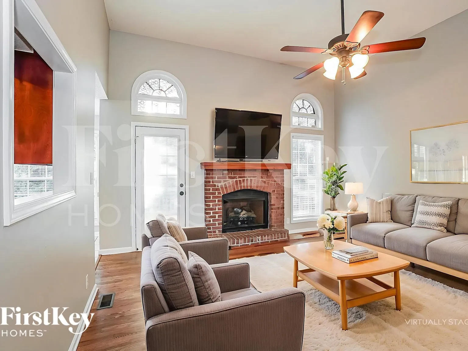 4 bed, 3.0 bath, 2650 sqft, $2,405 — Photo 4