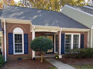 1208 Harwich Ct, Raleigh, NC 27609