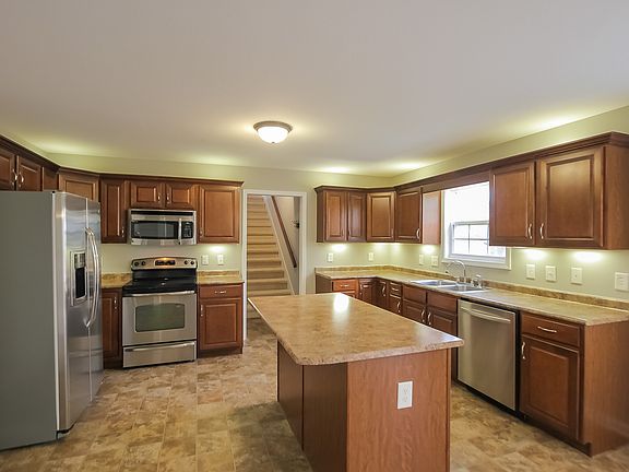 5th image of 3209 Timberdale Dr