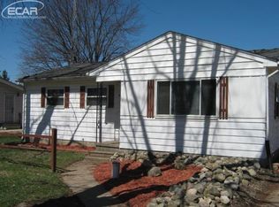 4239 Keene Dr, Grand Blanc, MI 48439