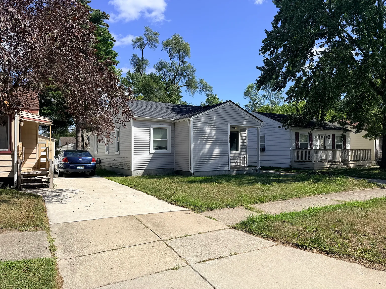 3 bed, 1100 sqft, $1,545 — Photo 2