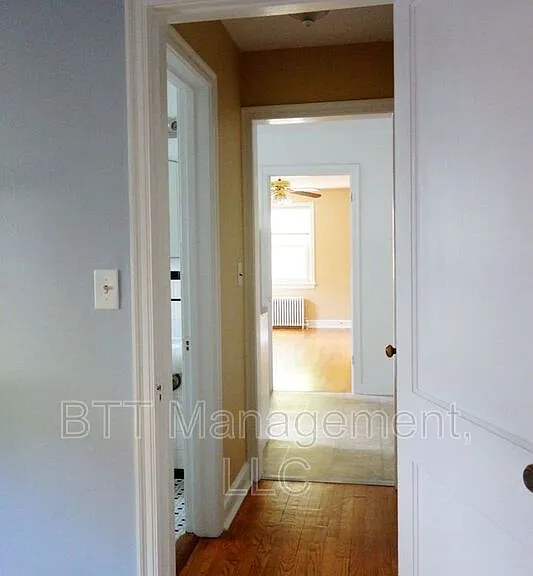 8206 Greenwood Ave #5 — Photo 11