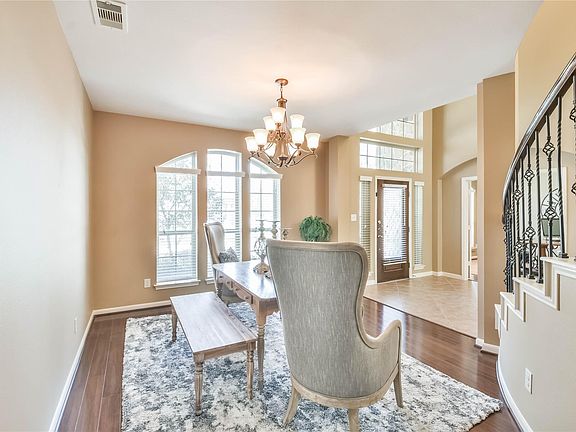 5th image of 12330 Crest Haven Ln
