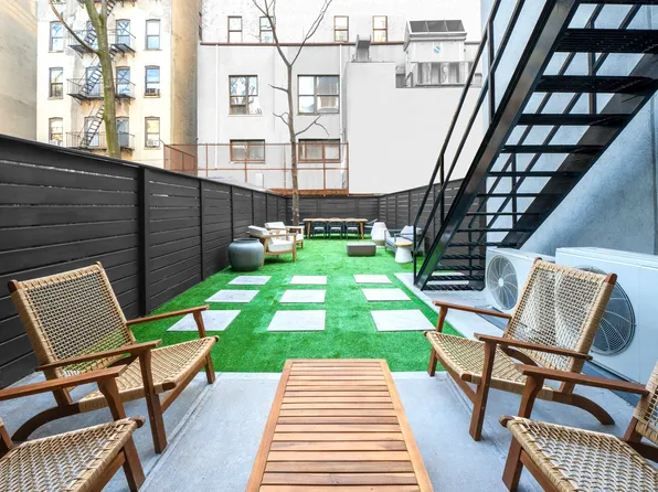 162 West 136th Street image 29 of 29