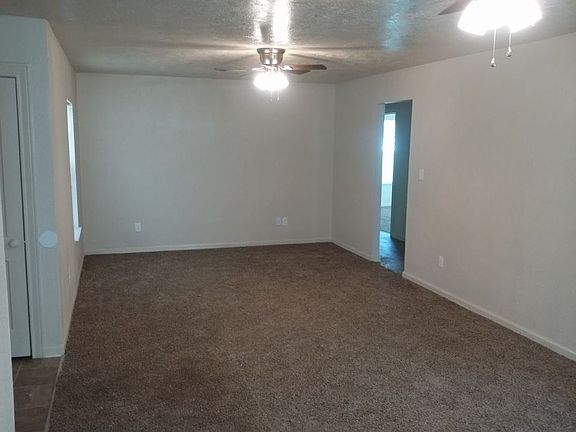 2nd image of 3055 Blanchette St