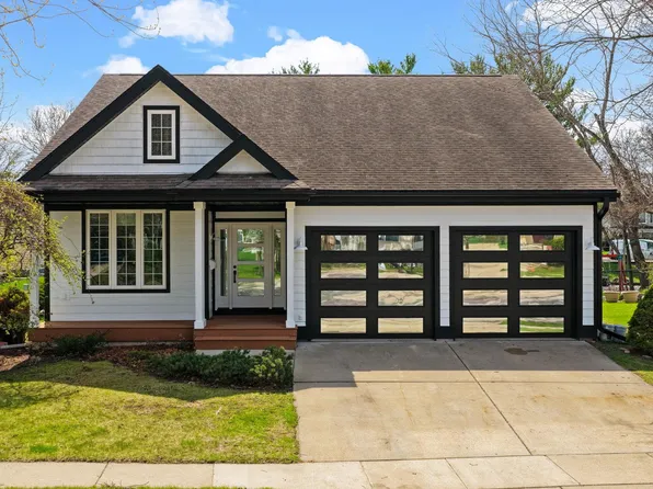 7211 Henry Ct, Middleton, WI 53562
