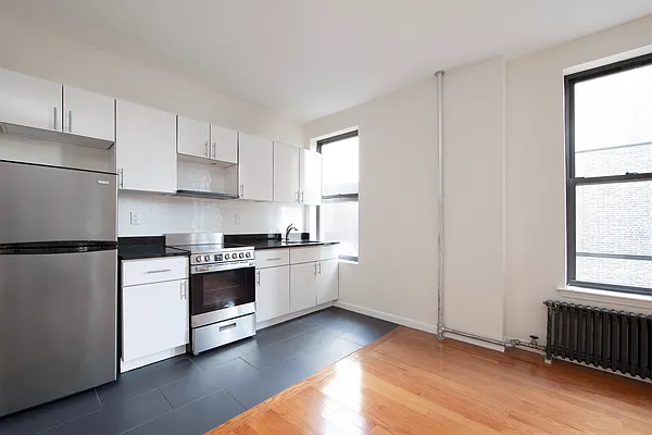 Rented by R New York | media 3