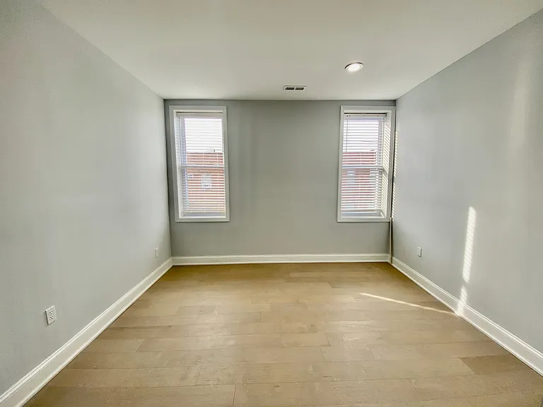 1247 Snyder Ave #3 — Photo 9