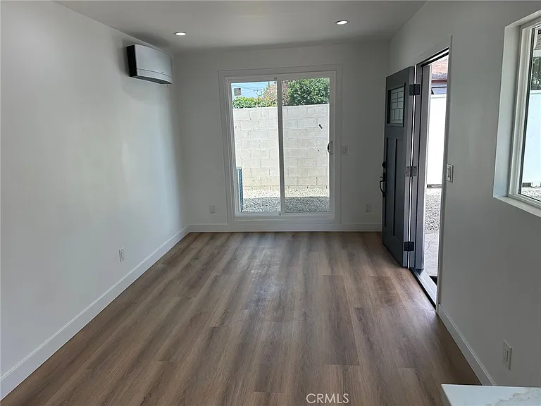 619 S Brand Blvd #A — Photo 6