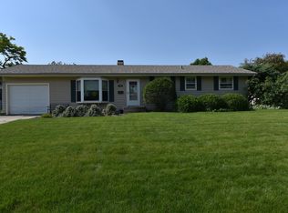 146 Yuma Ln, Carol Stream, IL 60188