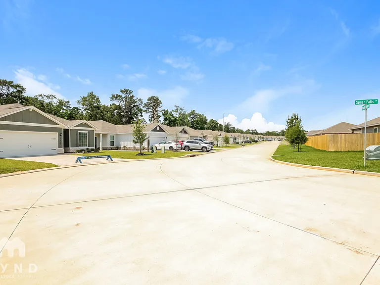 15526 Caramel Springs Dr — Photo 10