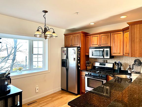 Main floor - kitchen