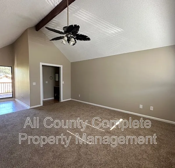 6653 Periwinkle Dr — Photo 11