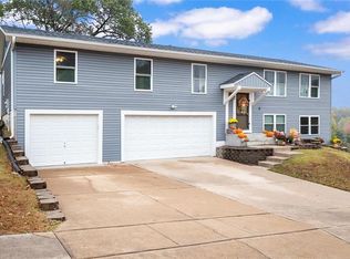 781 Tree Top Ridge Dr, Valley Park, MO 63088