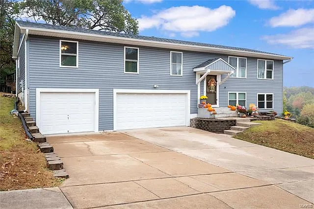 781 Tree Top Ridge Dr photo 1