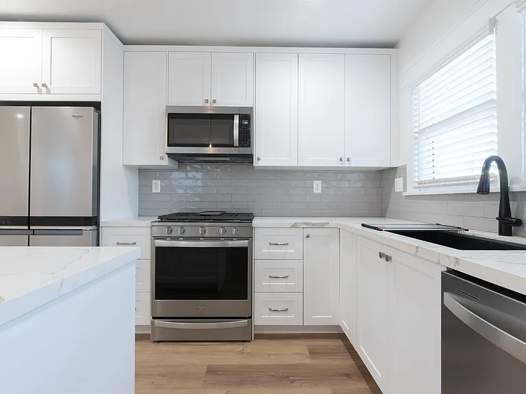 506 Saint Louis Ave #506 — Photo 9