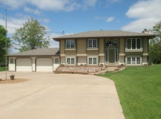 8334 SE 26th Ave, Runnells, IA 50237