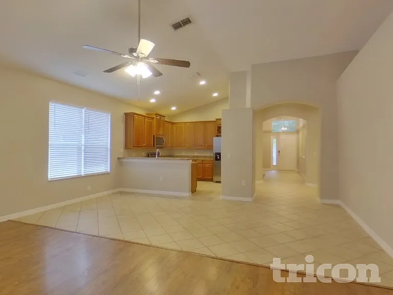 351 Fairmount Park Ct — Photo 6