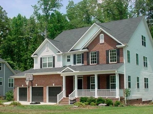 410 Harkness Cir