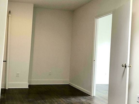 5th image of 230 E 7th St #4DD