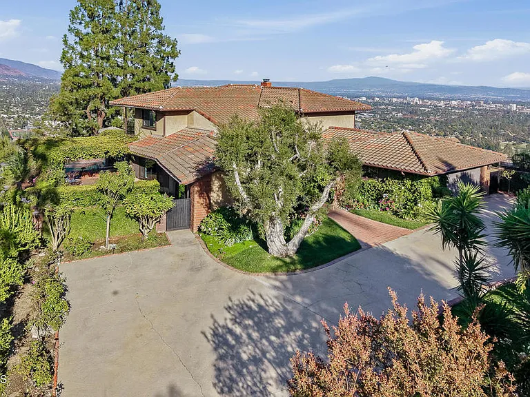 290 Saint Katherine La Canada — Photo 1